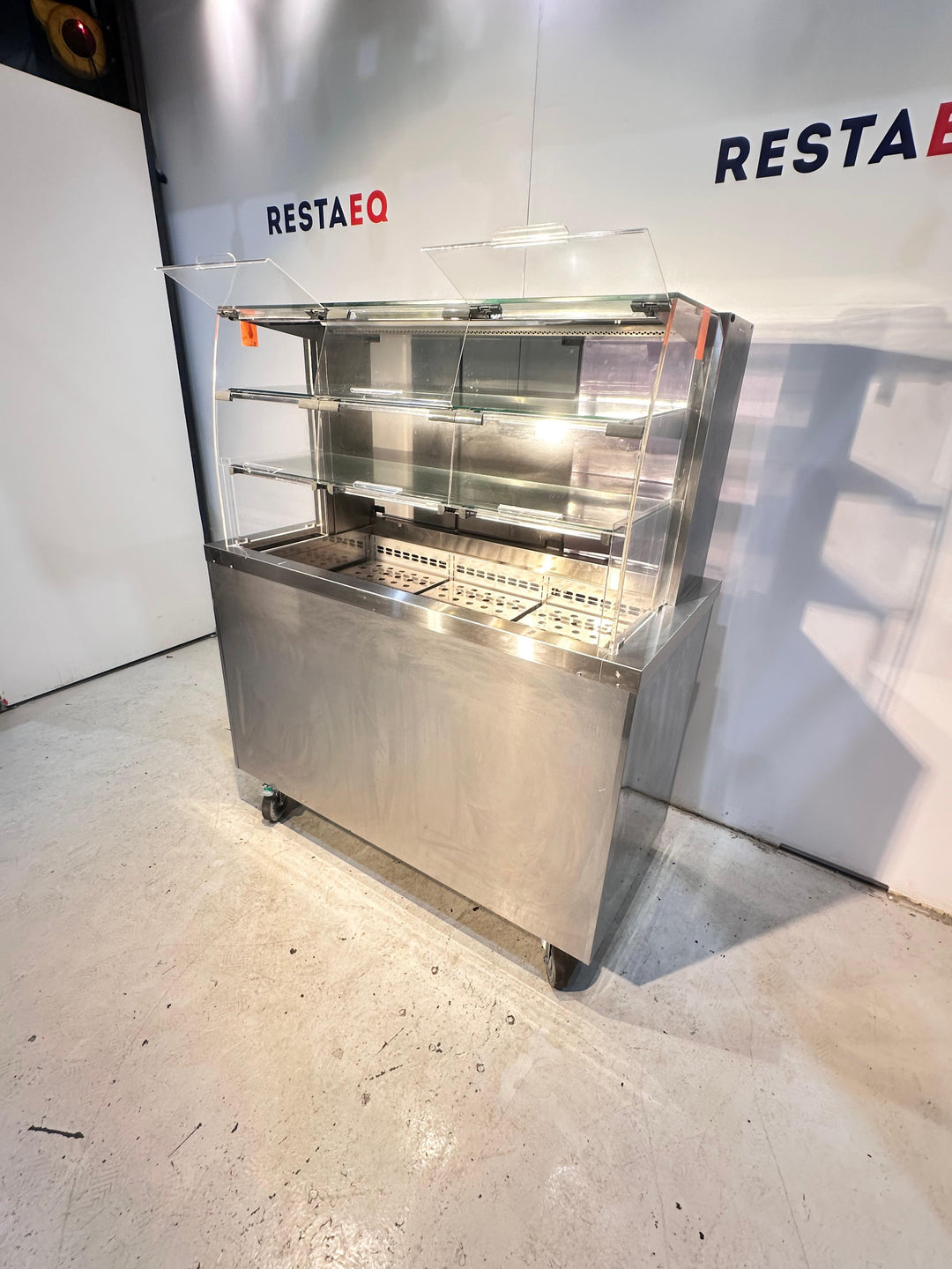 Kylmävitriini itsepalvelumalli 1260 Display line lasikko