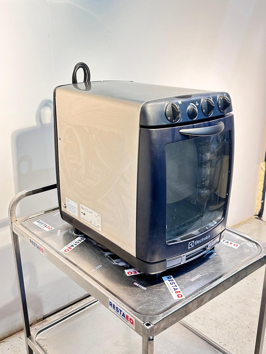 High Speed oven (turbouuni)