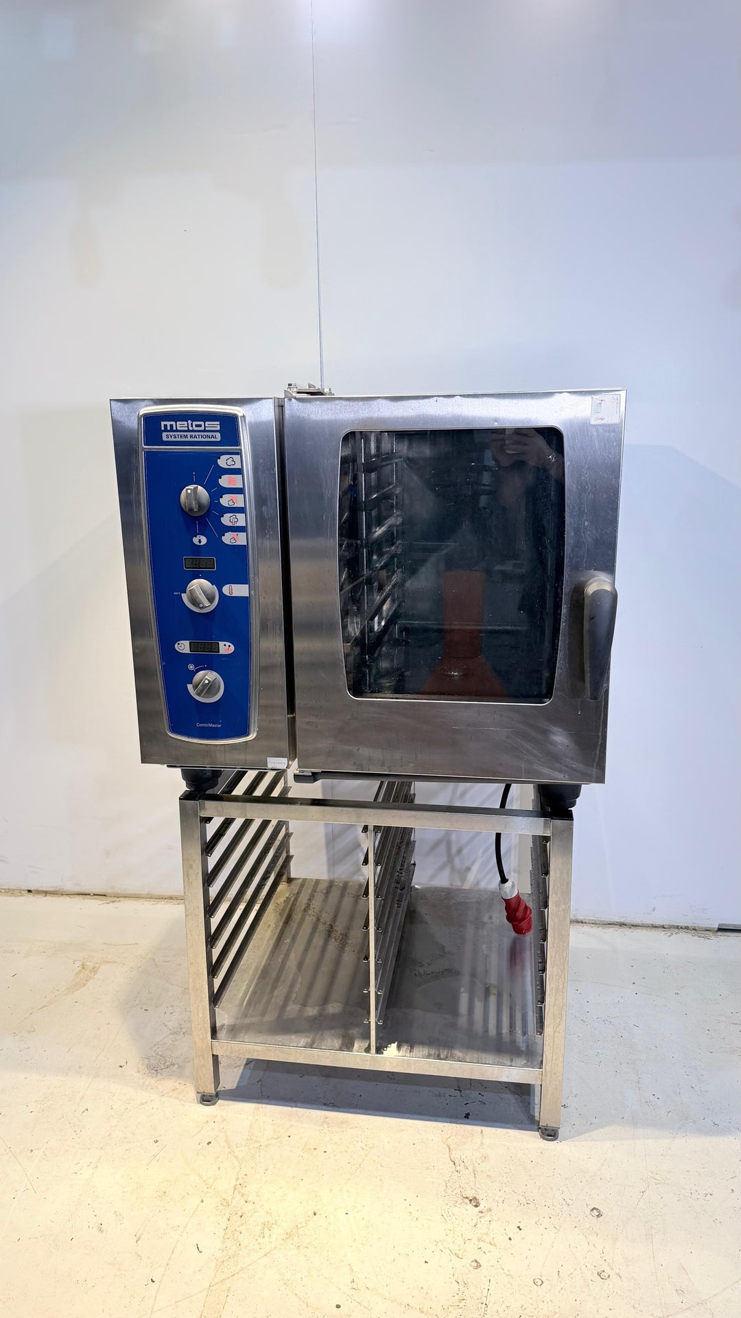 Monitoimiuuni Rational MCM 61