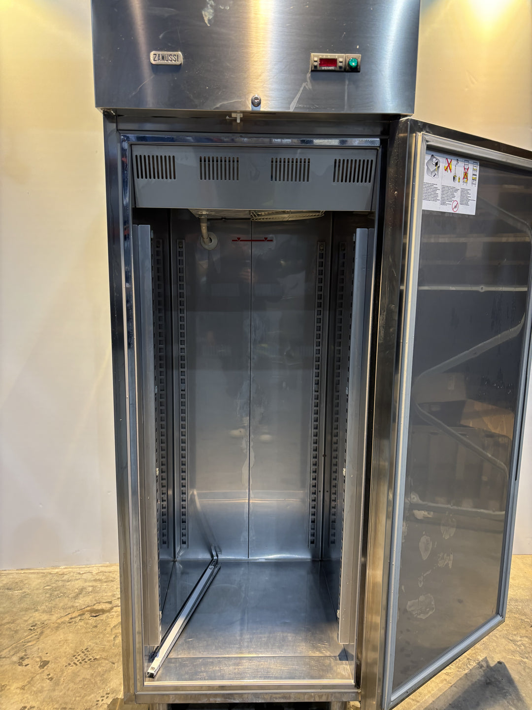 Zanussi jääkaappi