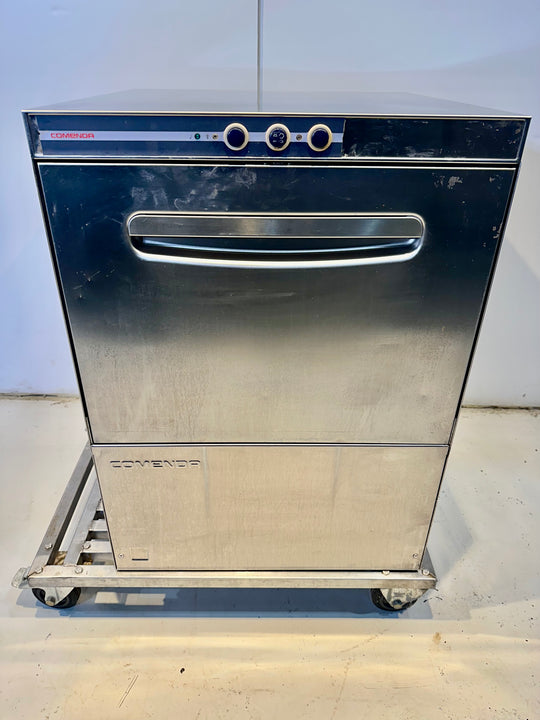 Luukkuastianpesukone Comenda LF 322