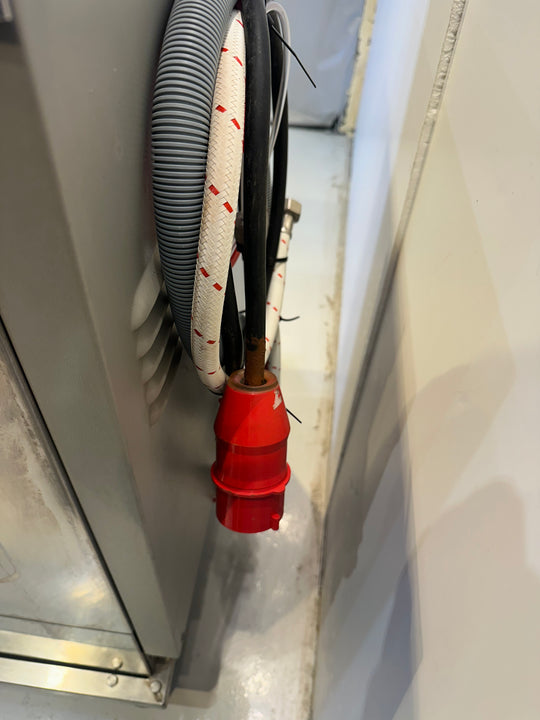 Luukkuastianpesukone Comenda LF 322