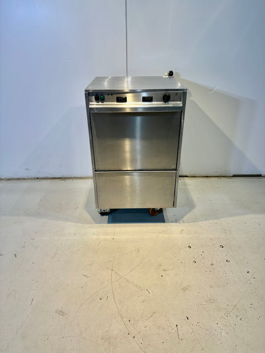 Luukkuastianpesukone Adler DW 50