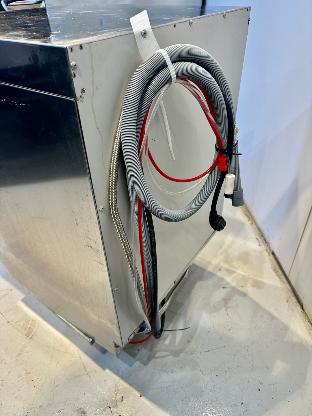 Luukkuastianpesukone Adler EVO 50F
