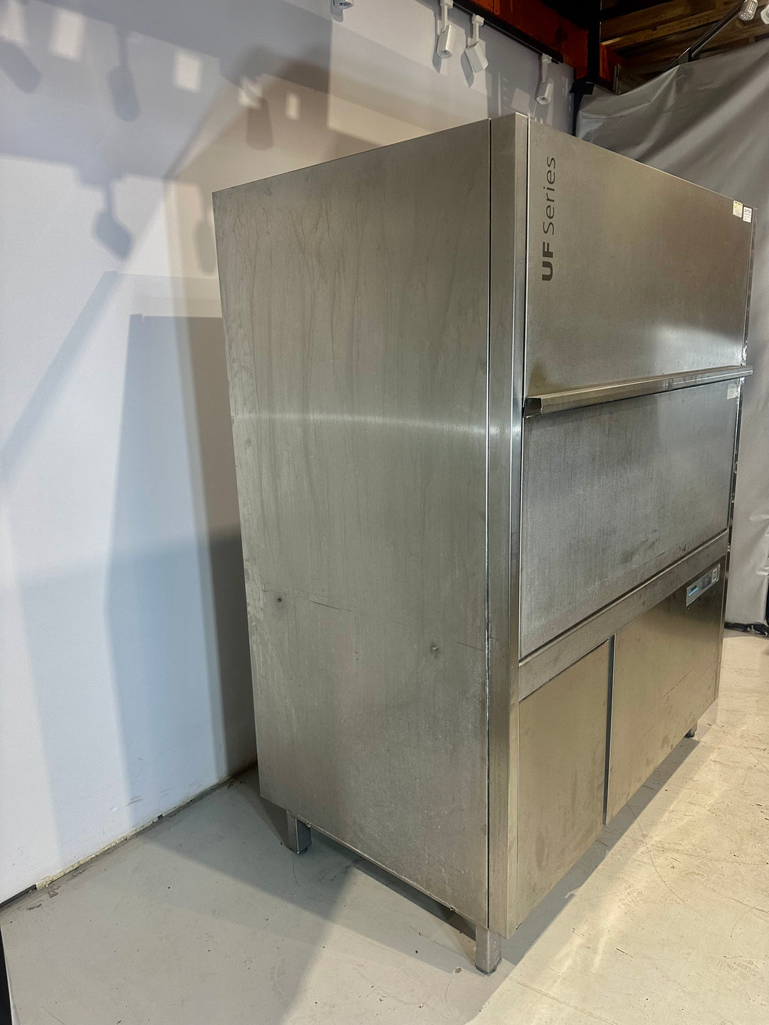 Winterhalter UF-XL työvälineiden pesuri