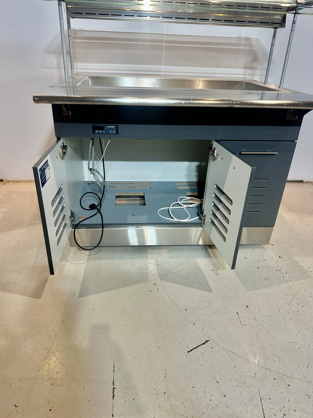 Buffetvaunu Nova2 lämpöaltaalla 1200