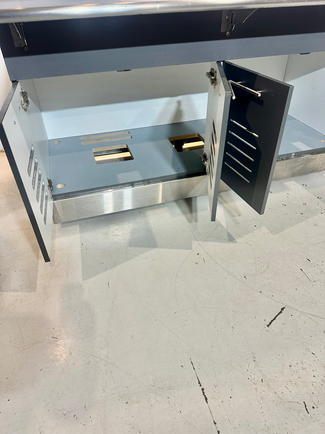 Buffetvaunu Nova2 neutraali 1600