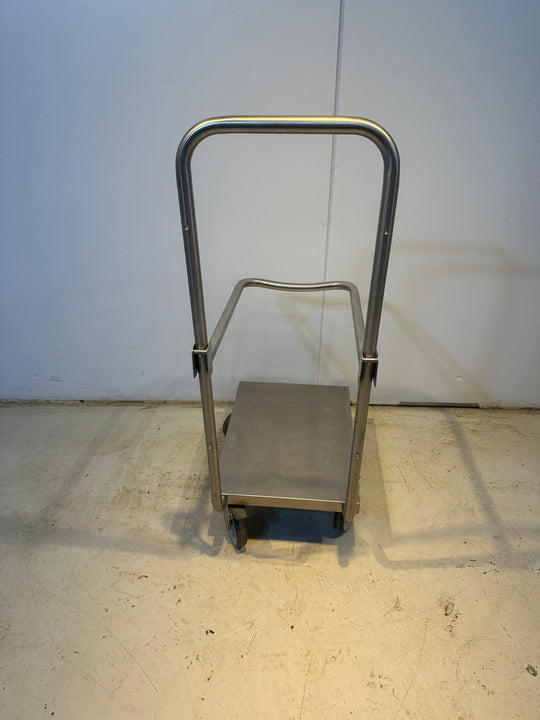 Monitoimivaunu Metos MPT-450