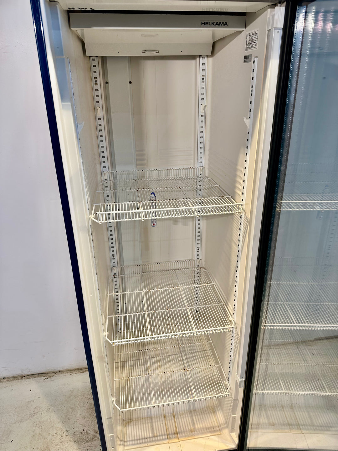 Lasiovijääkaappi 600