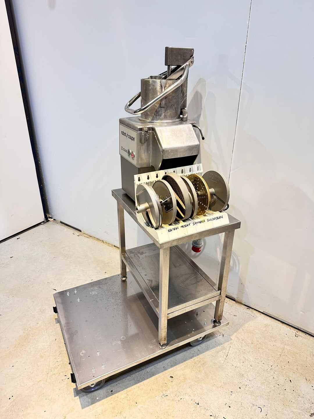 Robot Coupe CL 52 vihannesleikkuri terillä