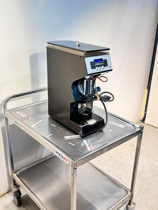 Papumylly Nuova Simonelli Mythos One Black