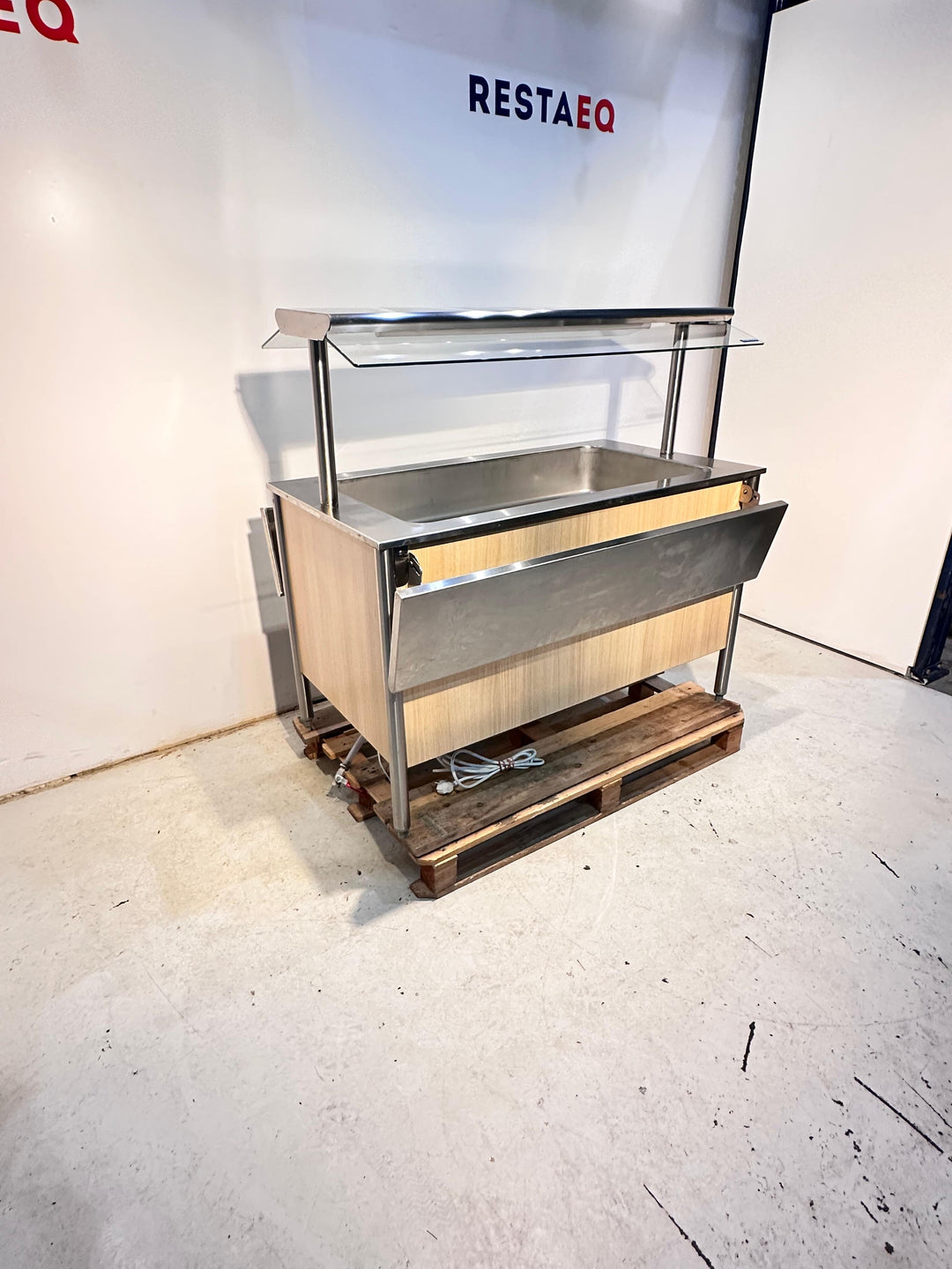 Lämmin buffetvaunu 1200