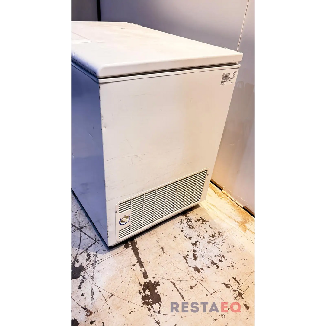 Arkkupakastin 260L - Electrolux