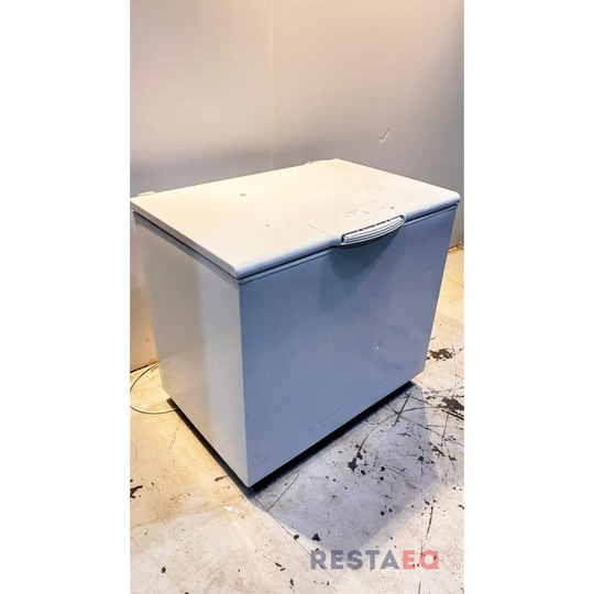 Arkkupakastin 260L - Electrolux