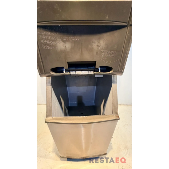 Jääpalakone ID0523W-251 ja säiliö B420 - Manitowoc