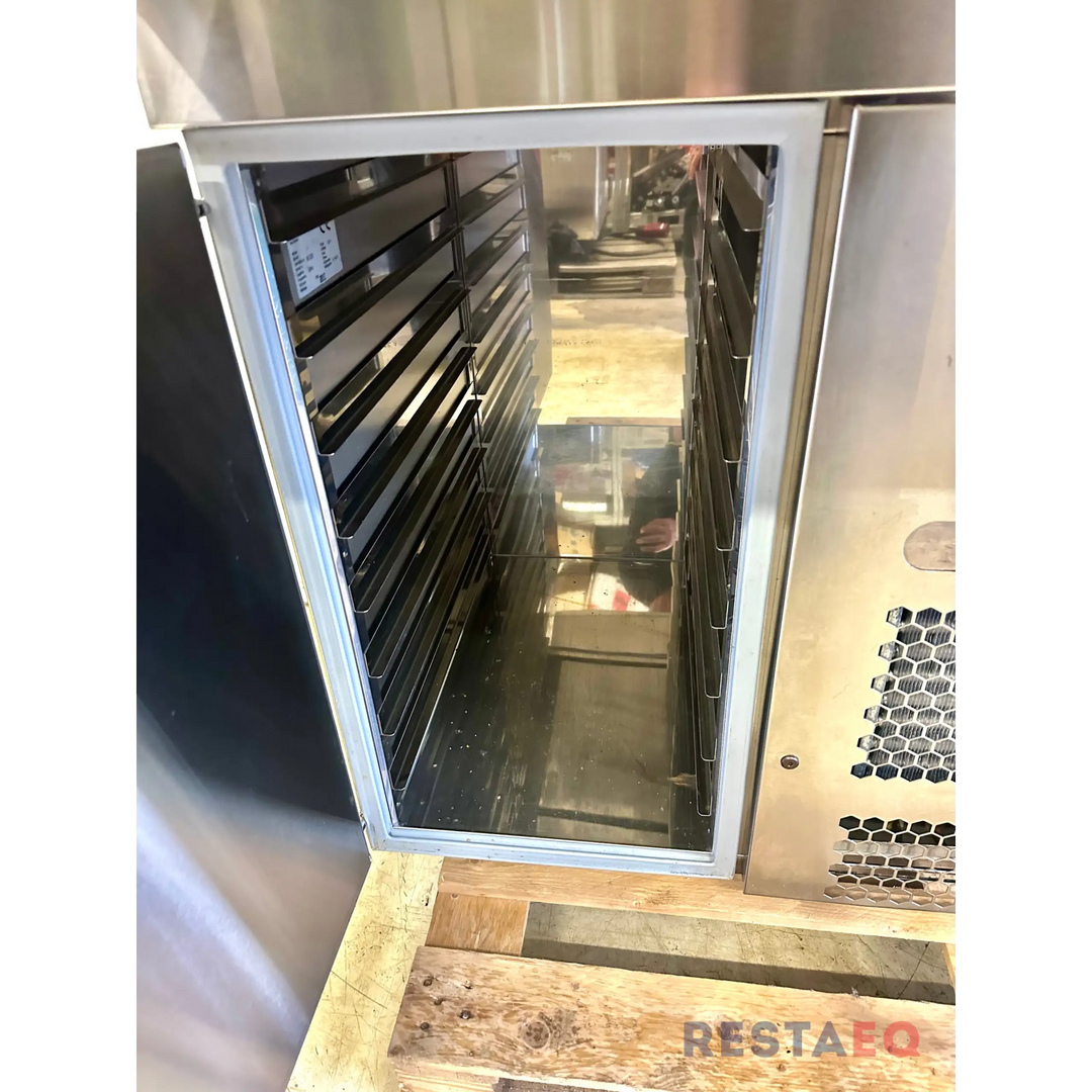 Kylmäallas kylmäkaapeilla ja lämpökasaustasolla 1200 - Inox