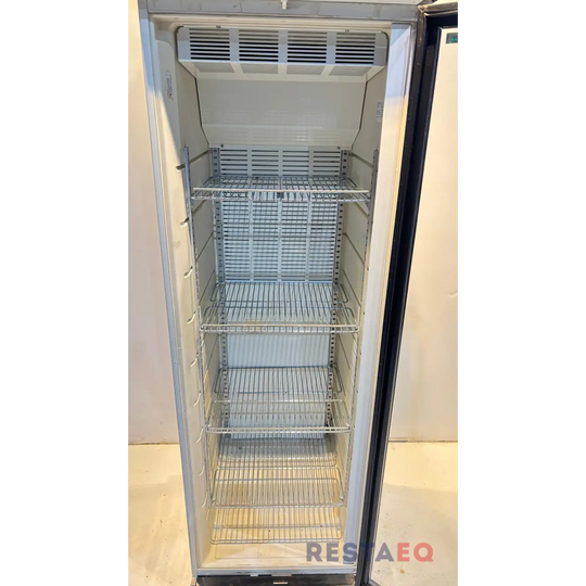 Lasiovijuomakaappi - Helkama