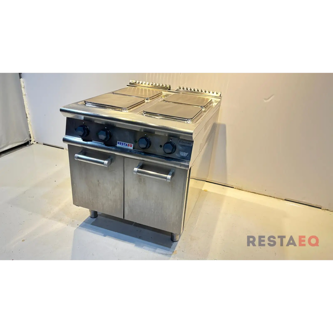 Liesi 4-levyinen kaapilla - Electrolux