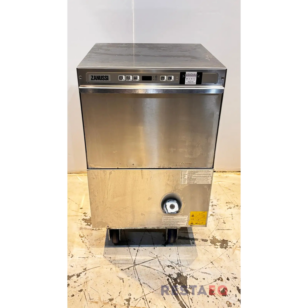 Luukkuastianpesukone Zanussi - Zanussi