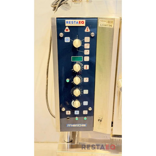 Monitoimiuuni CVP6E-CE jalustalla - Metos