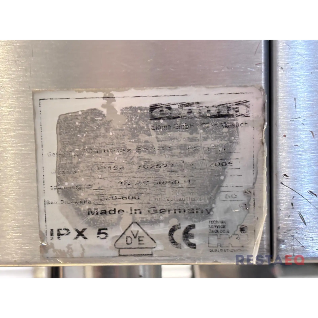 Monitoimiuuni Eloma Multimax B10 jalustalla. - Eloma