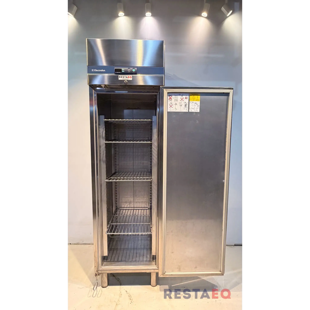 Pakastin PS04F1F - Electrolux