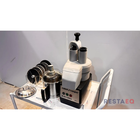 Robot Coupe R30 vihannesleikkuri ja kutteri - Robot Coupe