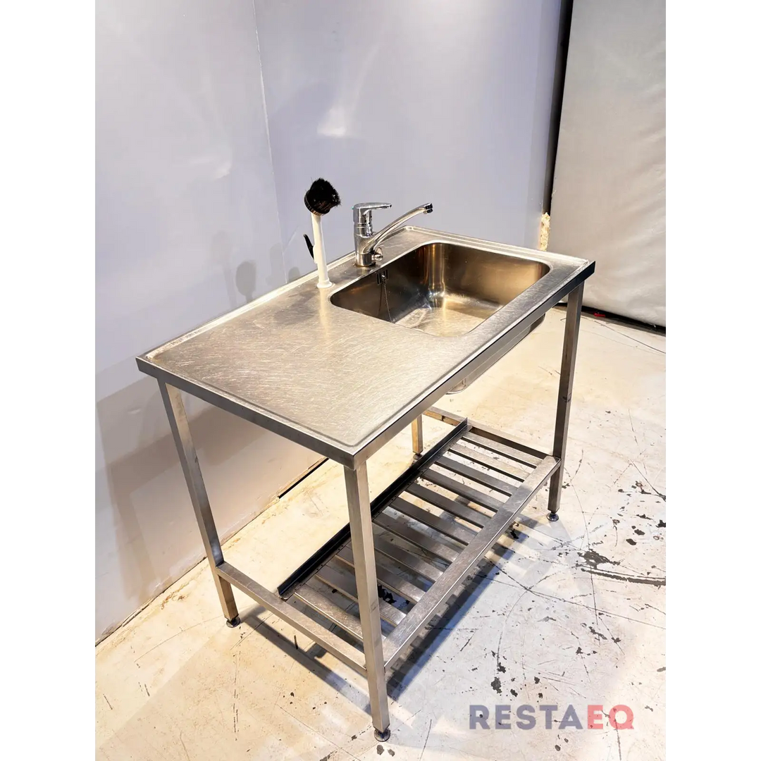 RST-allaspöytä hanalla 1000 - RestaEQ