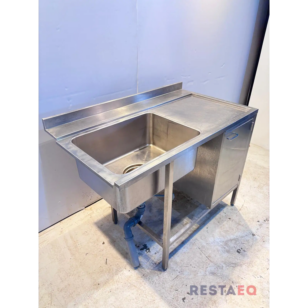 RST allaspöytä kaapilla 1200 RestaEQ