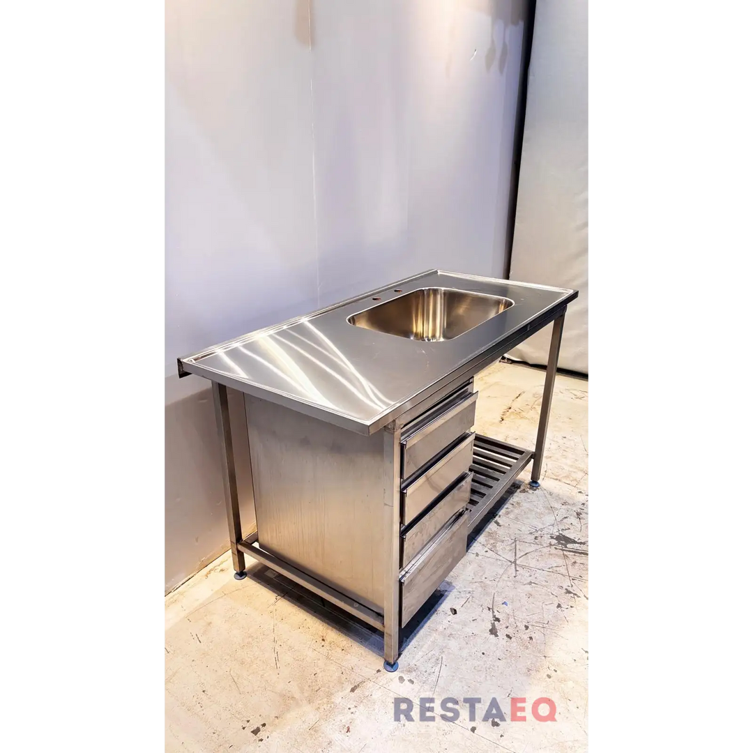 RST-allaspöytä laatikostolla 1400 - RestaEQ