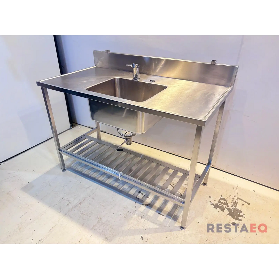 RST-allaspöytä syvällä altaalla 1350 - RestaEQ