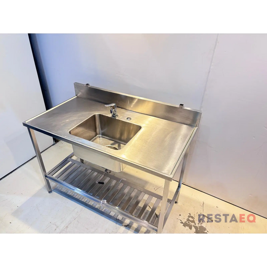 RST-allaspöytä syvällä altaalla 1350 - RestaEQ