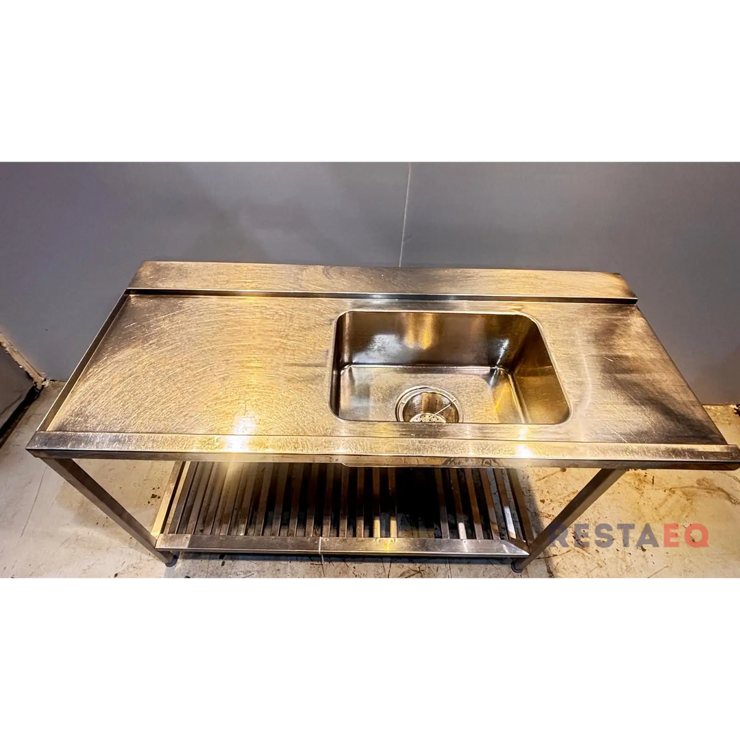 RST-esipesupöytä 1600 - Metos