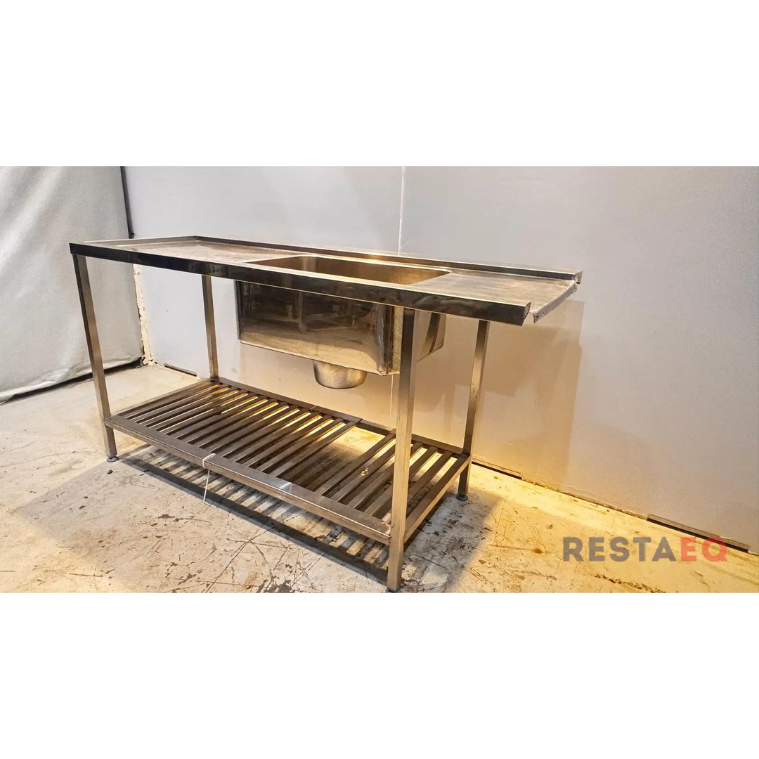 RST-esipesupöytä 1600 - Metos