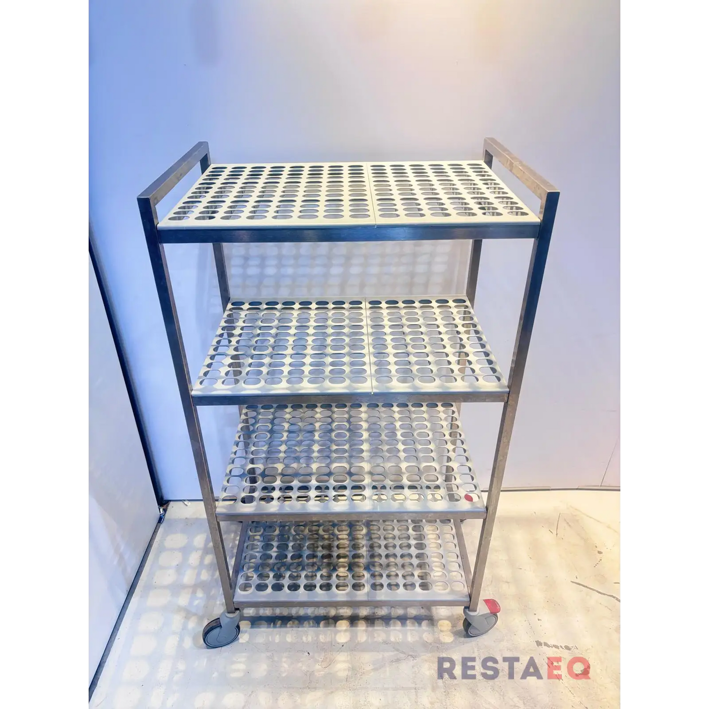 RST-hylly 810 - RestaEQ