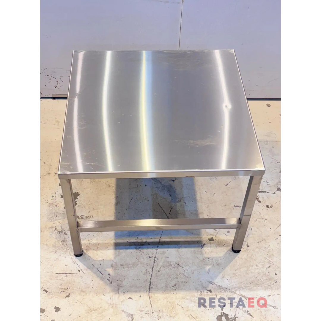 RST-laitepöytä 550 - RestaEQ