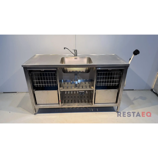 RST-monitoimitöytä altaalla 1500 - RestaEQ