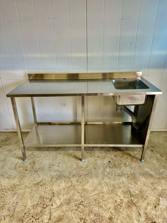 RST-pöytä altaalla 1500 - RestaEQ