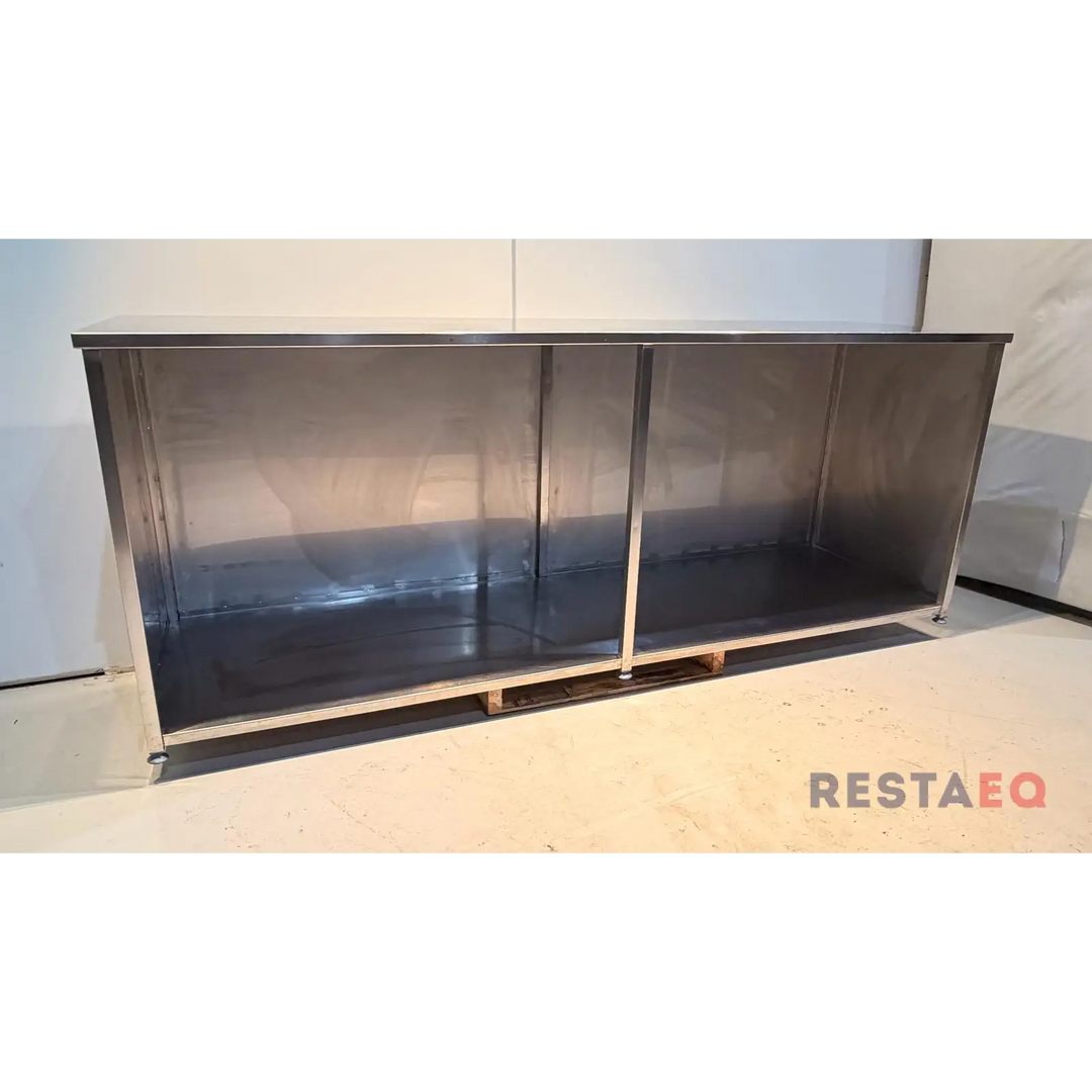 RST-pöytä etulevyllä 2400 - RestaEQ