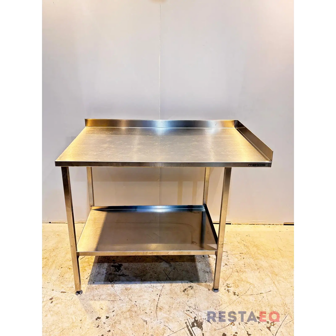 RST-pöytä taka ja sivunostolla 1100 - Metos