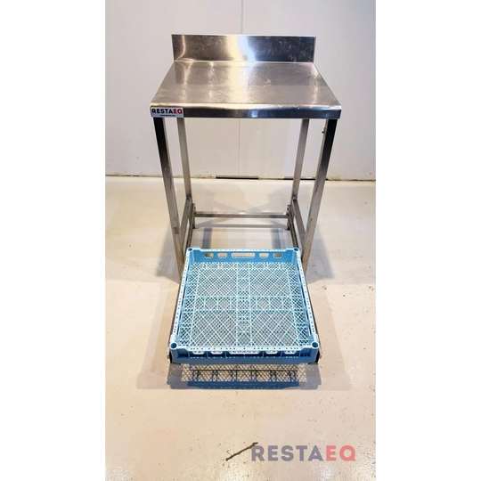 RST-pöytä vedettävällä alahyllyllä 600 - RestaEQ