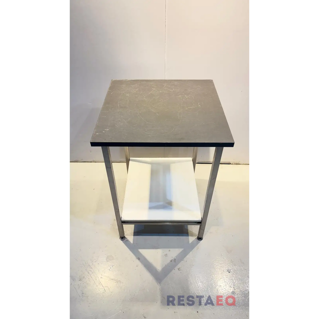 RST-rungolla oleva pöytä 650 - RestaEQ