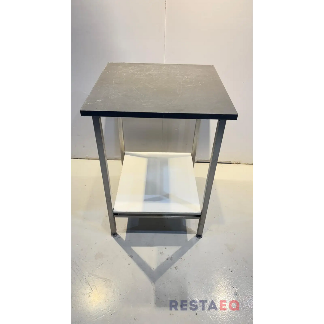 RST-rungolla oleva pöytä 650 - RestaEQ