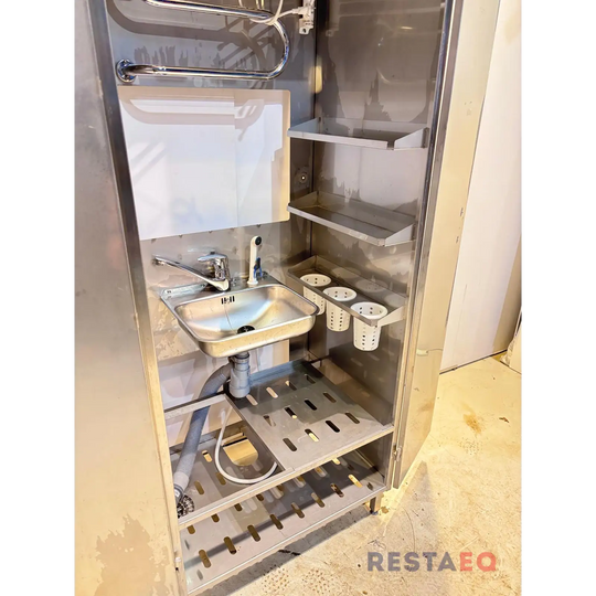RST-täydellinen siivouskaappi 800 - Metos