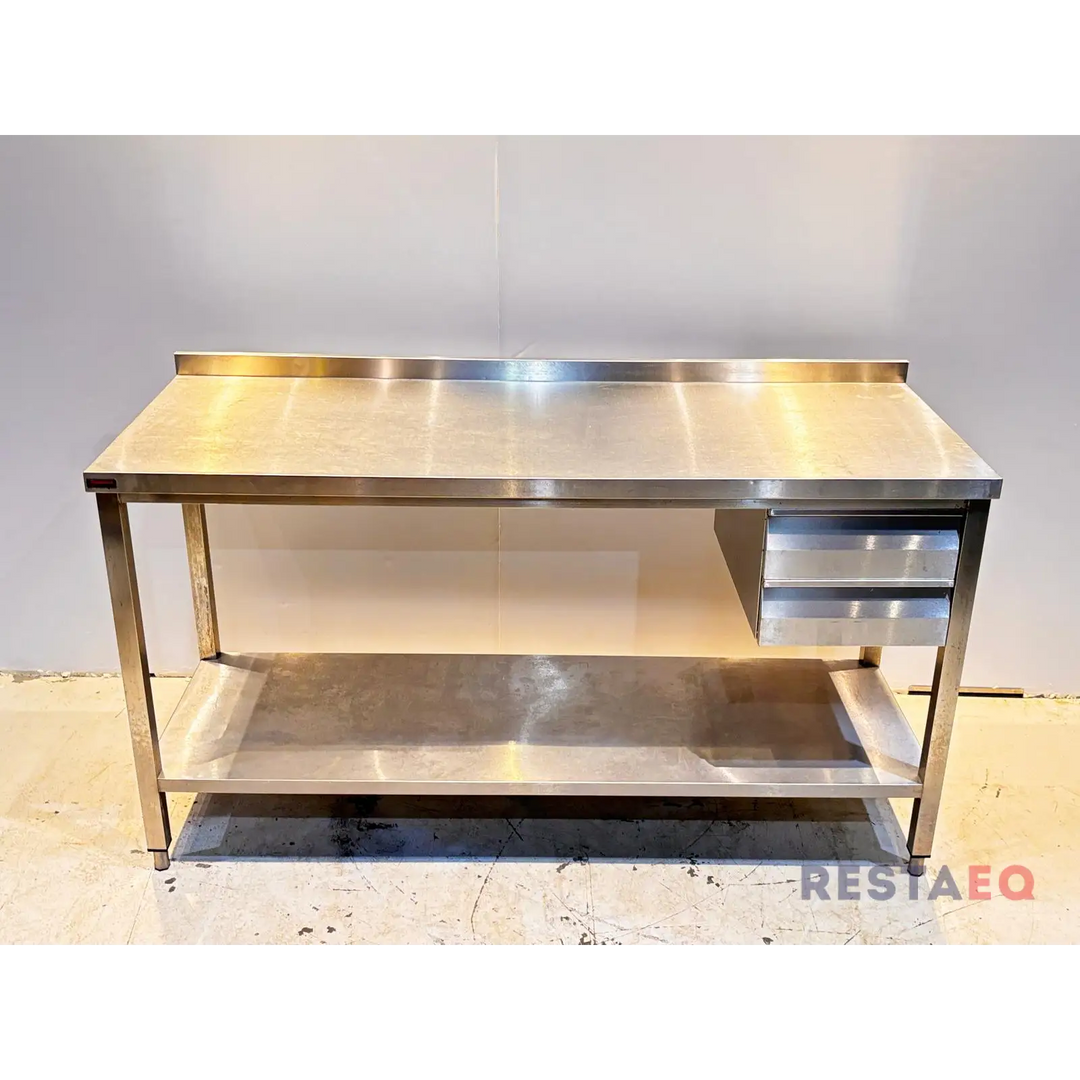 RST-työpöytä laatikostolla 1650 - Novameta