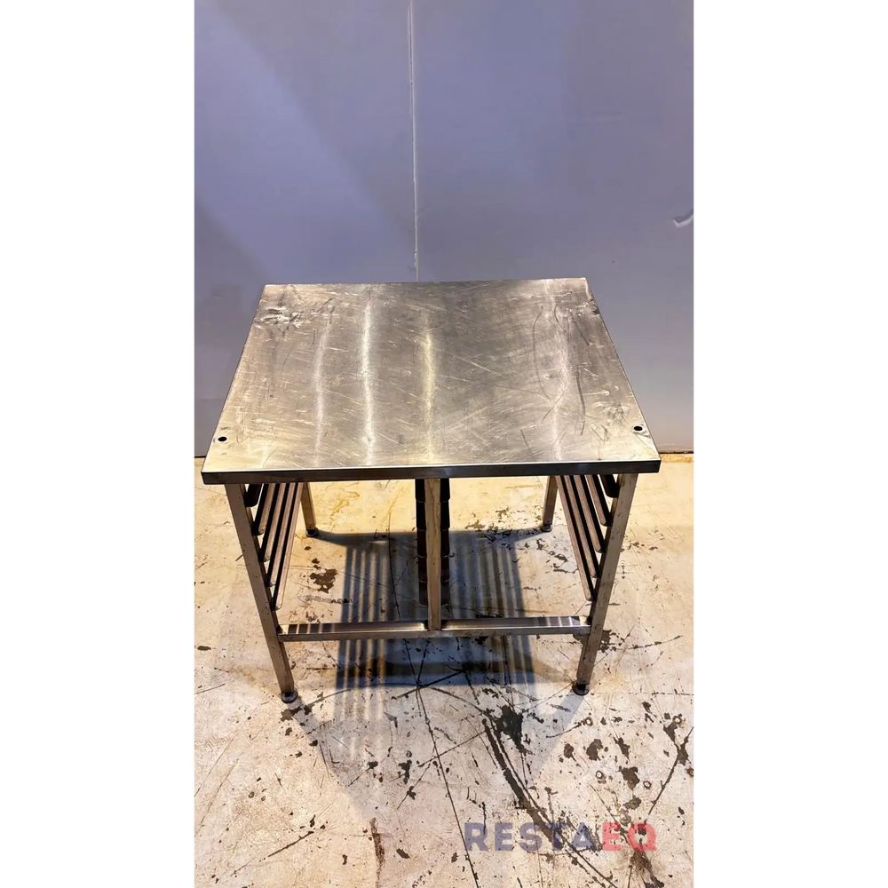 RST-uuninaluspöytä 700 - RestaEQ