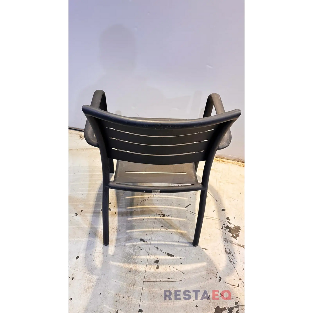 Terassituoli musta pinottava - Satelliet