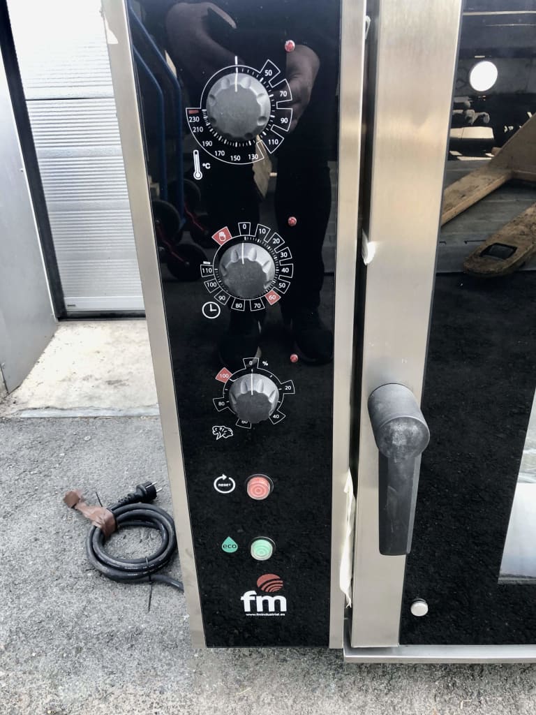 Kaasu uuni 6-johteinen käyttämätön FM RXB-606 - FM